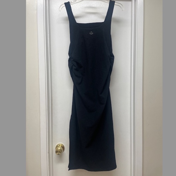 BEYOND YOGA Bump Icon Maternity Dress Spacedye Black EUC - Picture 9 of 11